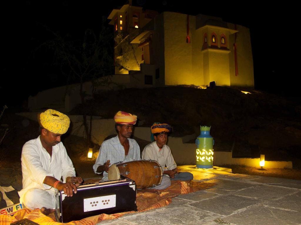 Brij Lakshman Sagar, Pali - Small Luxury Hotels Of The World Raipur  Exterior photo